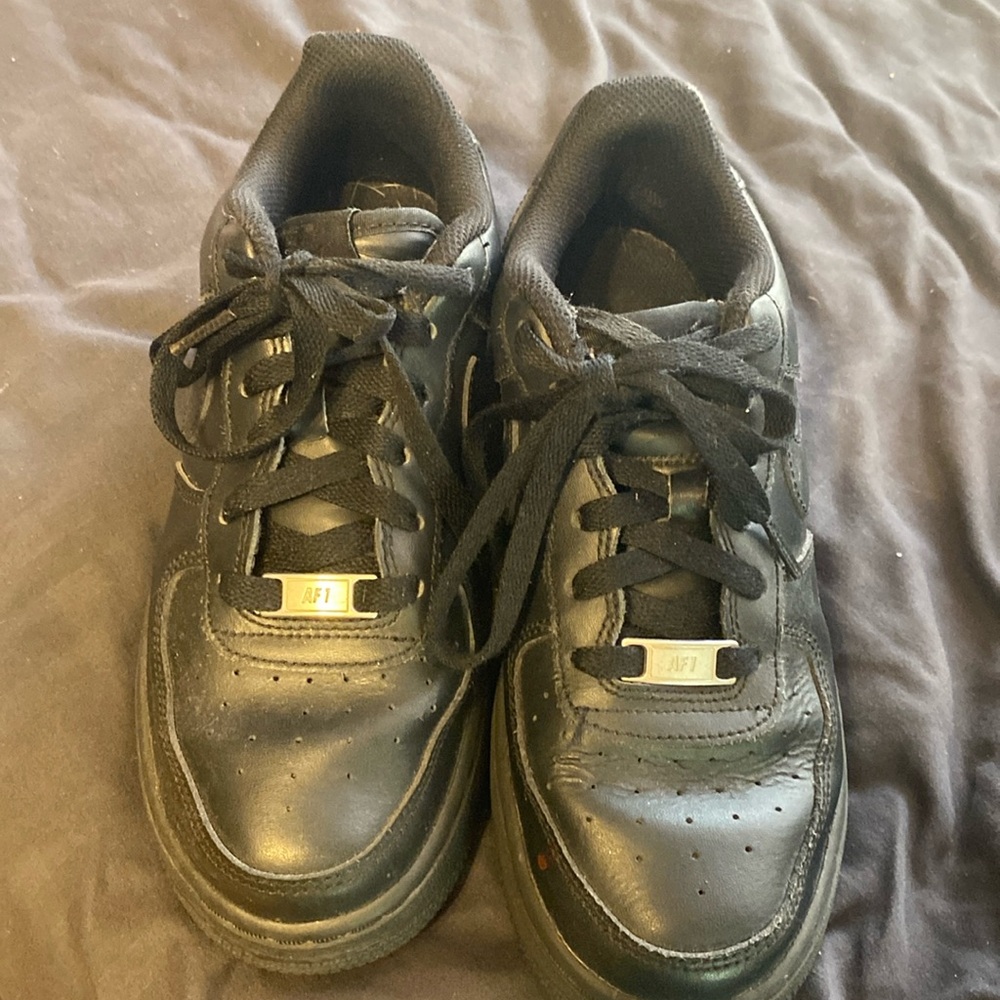 Black Air Force ones size 5